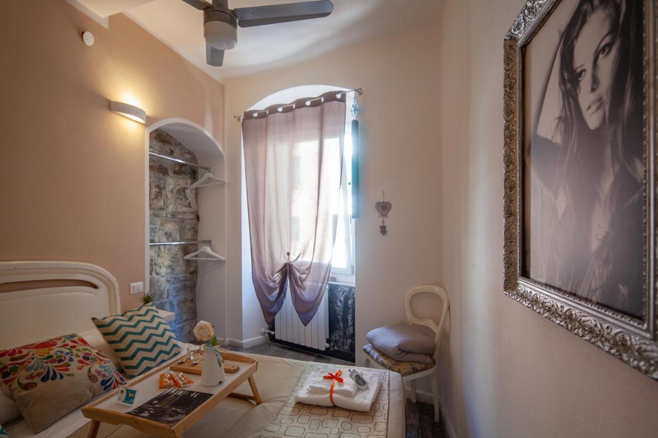 Ciao Bella Divas Hotel Riomaggiore Bagian luar foto